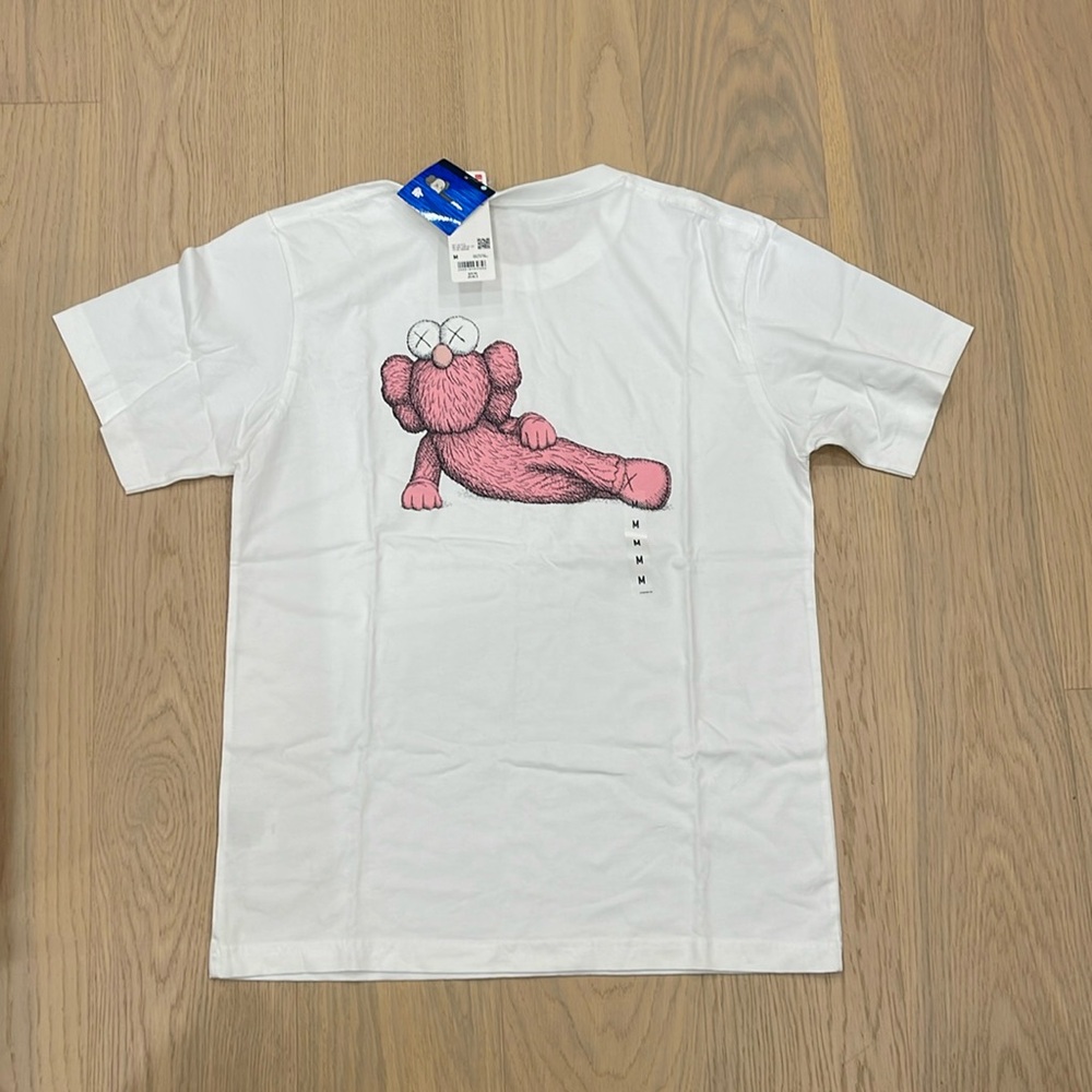 Kaws Uniqlo